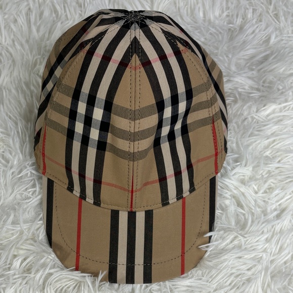 Burberry Kids Hat - Picture 2 of 10